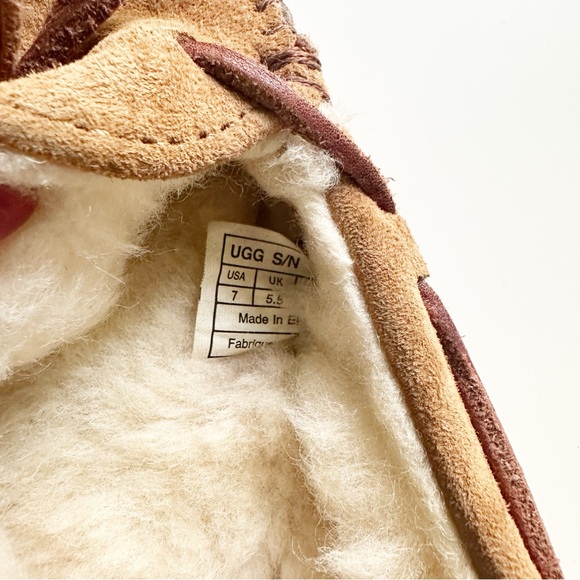 UGG Women's Dakota Sheepskin Lined Slipper Moccasin Chestnut 7 - Picture 4 of 10